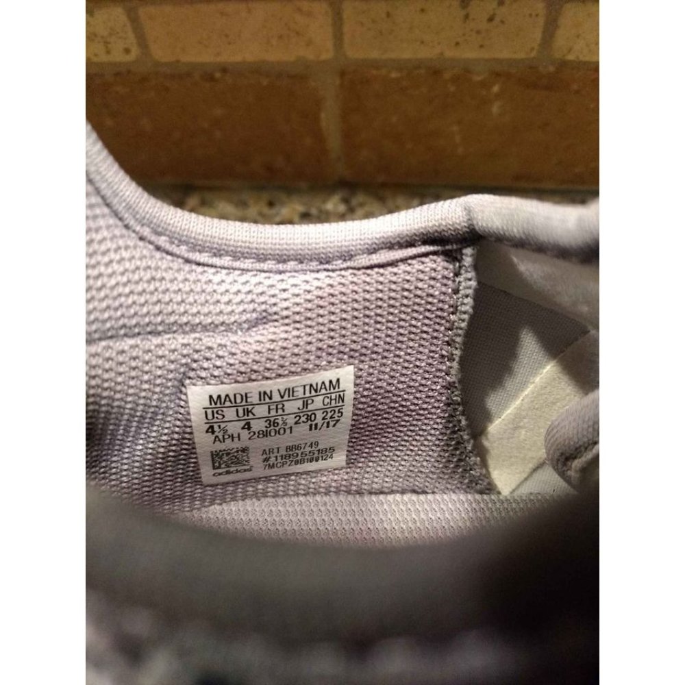 Adidas Shoes Size 4.5 Youth Athletic Tennis Girls Tubular Gray White Sneakers - Picture 6 of 7